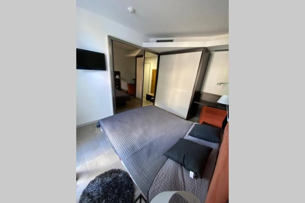 クランスカゴーラApartma Roziアパートメント エクステリア 写真